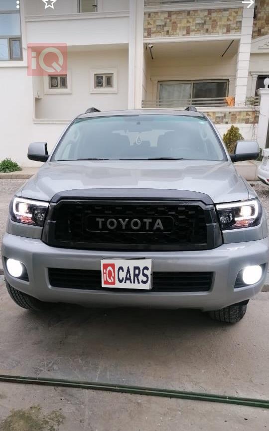 تويوتا سيكويا